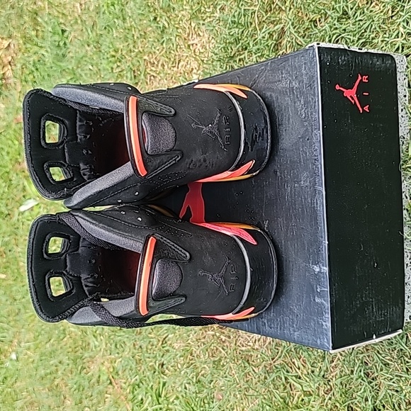 Jordan retro 6 Infrared size 9 - Picture 3 of 6